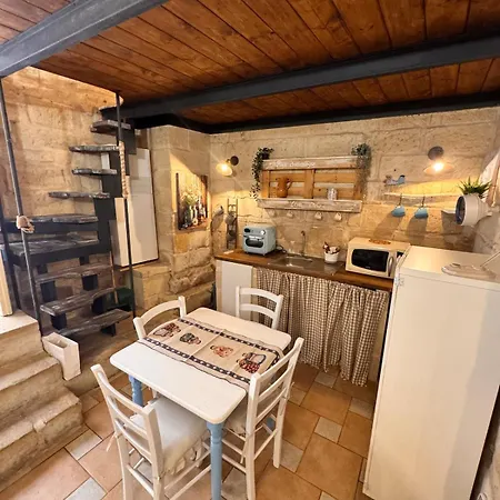 Boemondo House