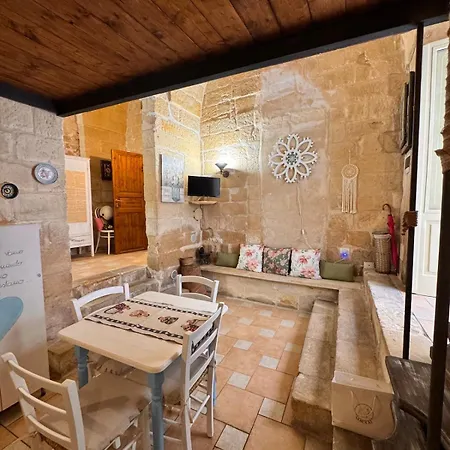 Boemondo House